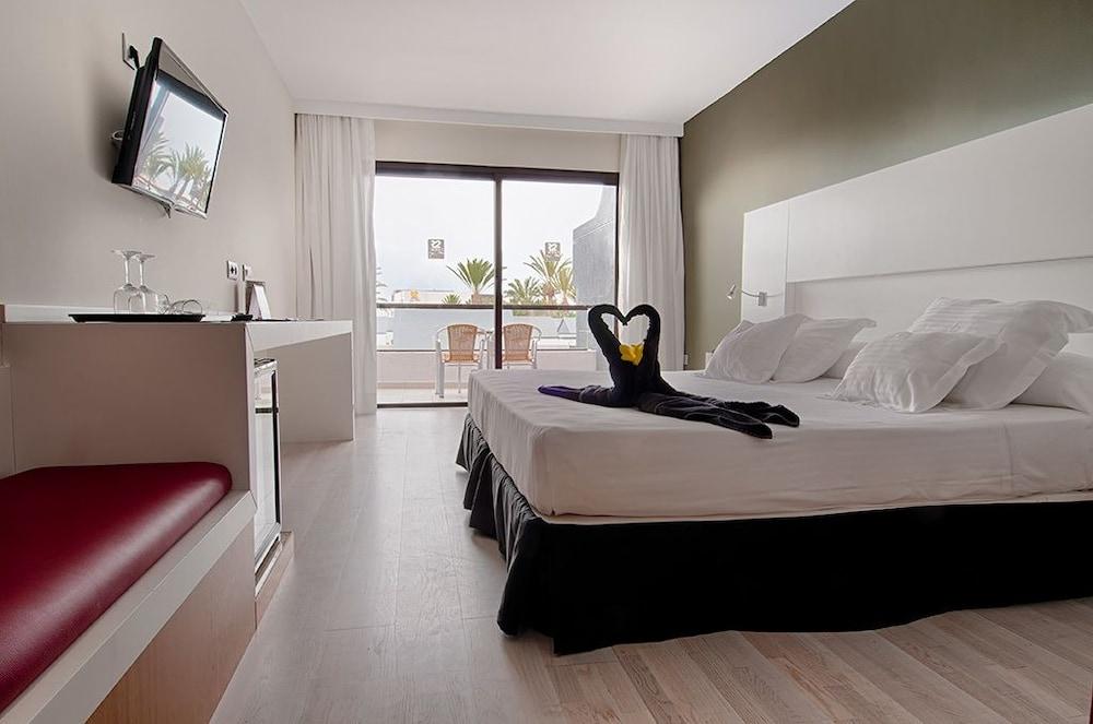 R2 Romantic Fantasia Dreams & Suites Hotel (Adults Only) Tarajalejo Exterior foto